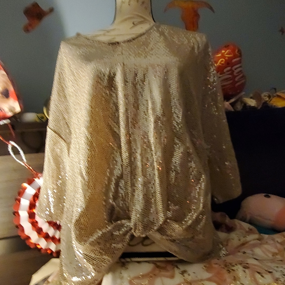 Womens " pot of gold " blouse by raw edge
